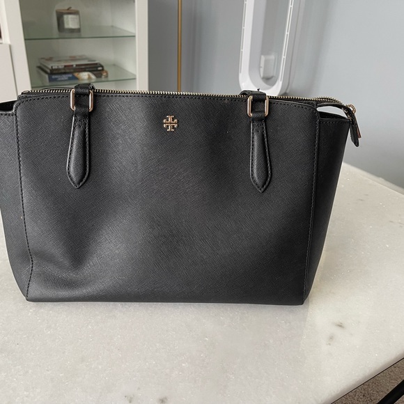Tory Burch Tote Bag - Picture 2 of 5
